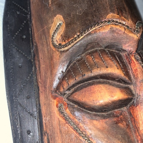 Vintage Ghana Handcrafted Wood Face Mask For Wall - Picture 4 of 9